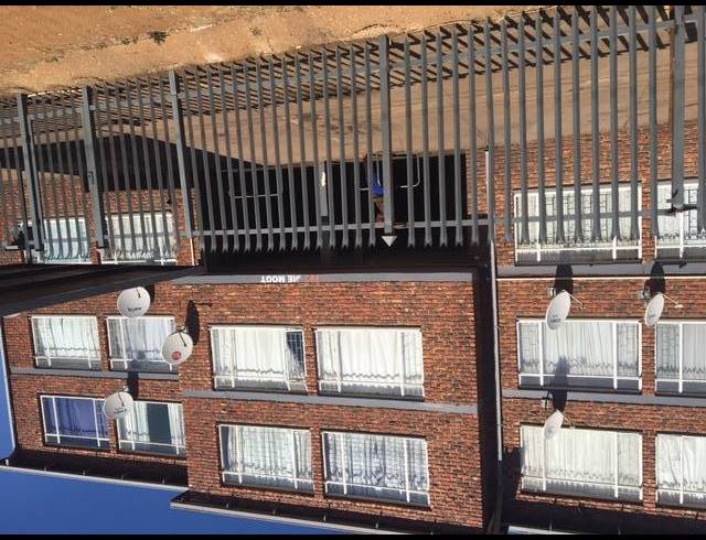 1 BEDROOM PROPERTY TO RENT IN DASPOORT